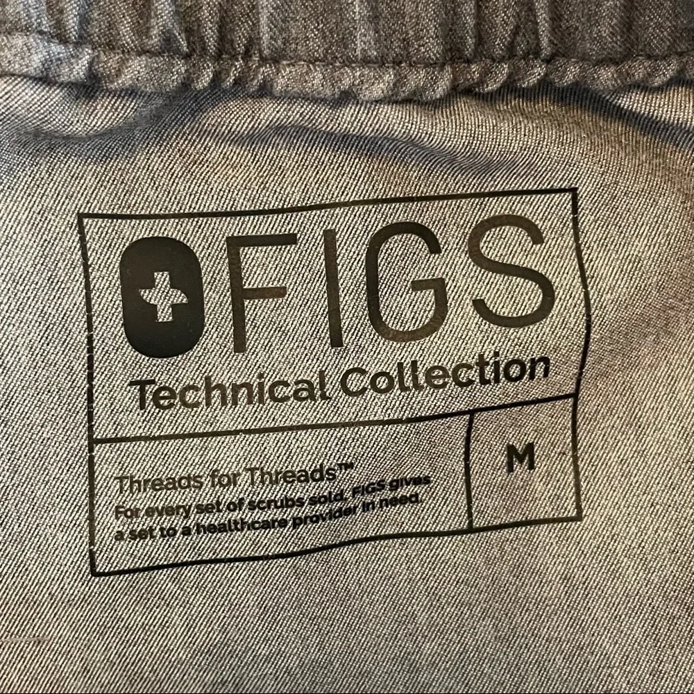 Figs Cairo cargo heather gray scrub pants sz medium